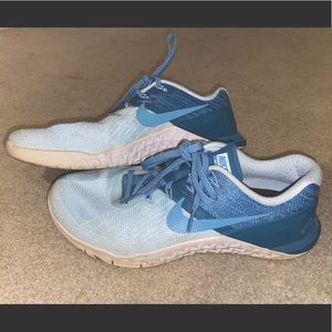 Nike women’s shoes